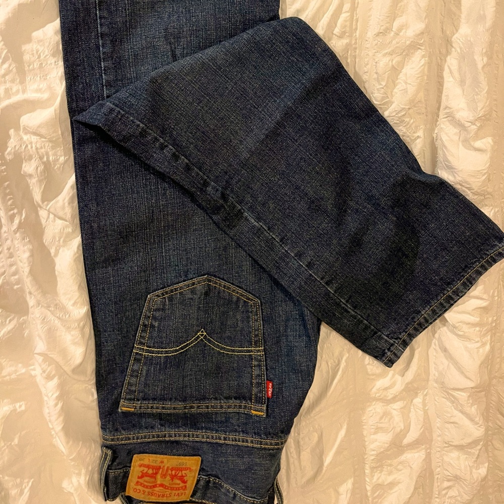 Levi’s navy blue pants
